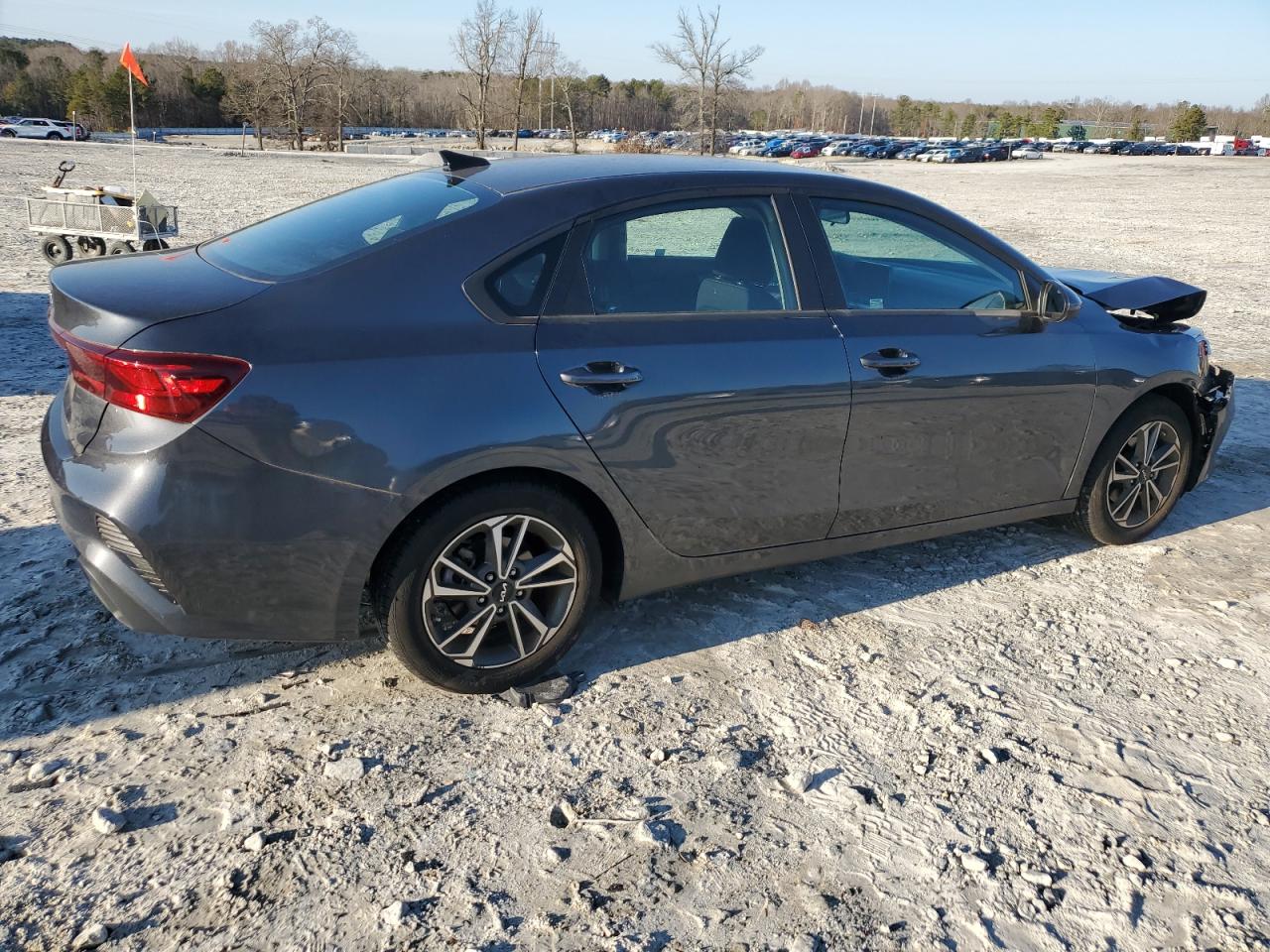 2023 KIA FORTE LX VIN:3KPF24AD5PE567366