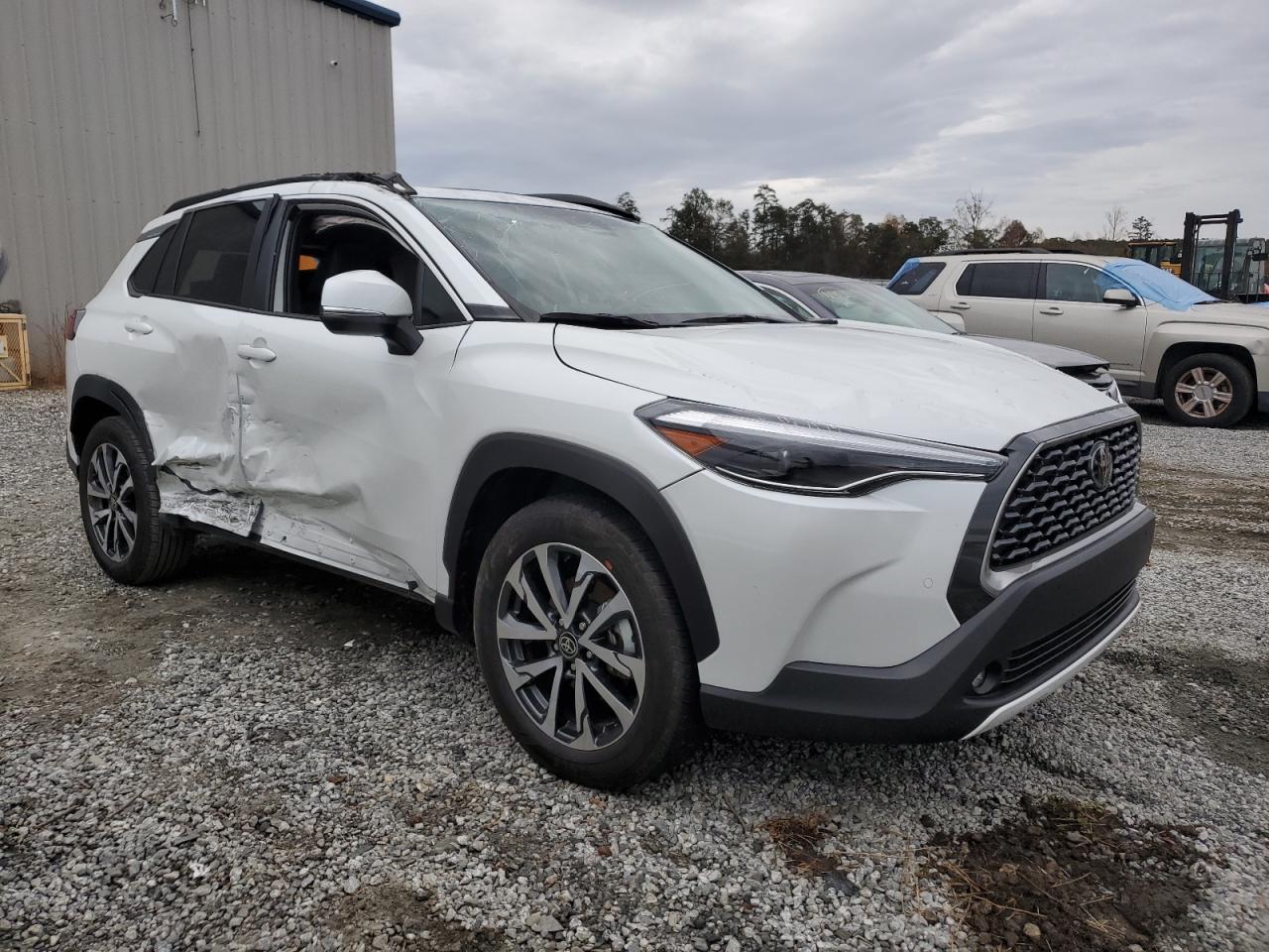 2023 TOYOTA COROLLA CROSS XLE VIN:7MUDAAAG6PV044386