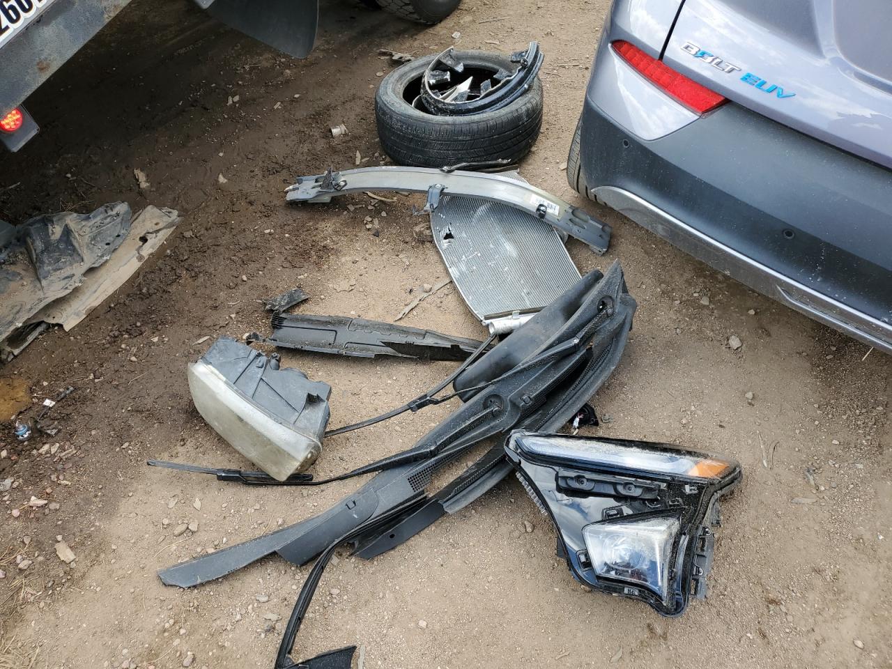 2022 CHEVROLET BOLT EUV LT VIN:1G1FY6S03N4126168