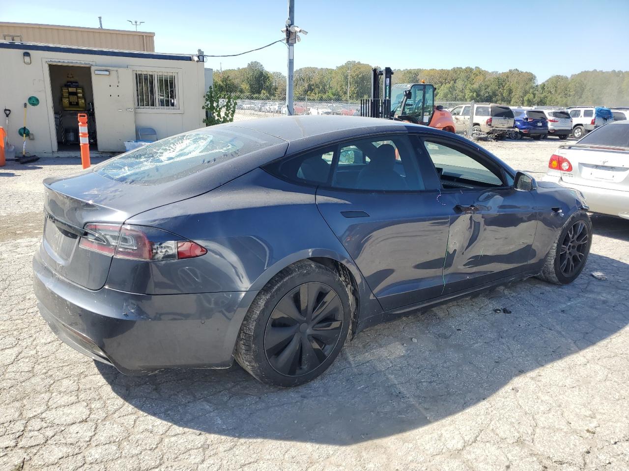 2022 TESLA MODEL S  VIN:5YJSA1E53NF471133