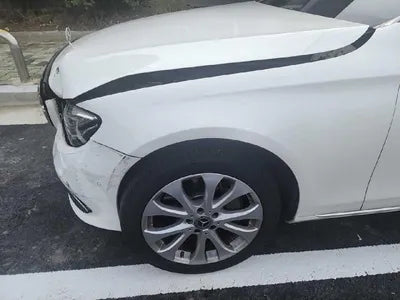 2019 Mercedes-Benz E 300 WDDZF4JB7KA640142 VIN:WDDZF4JB7KA640142