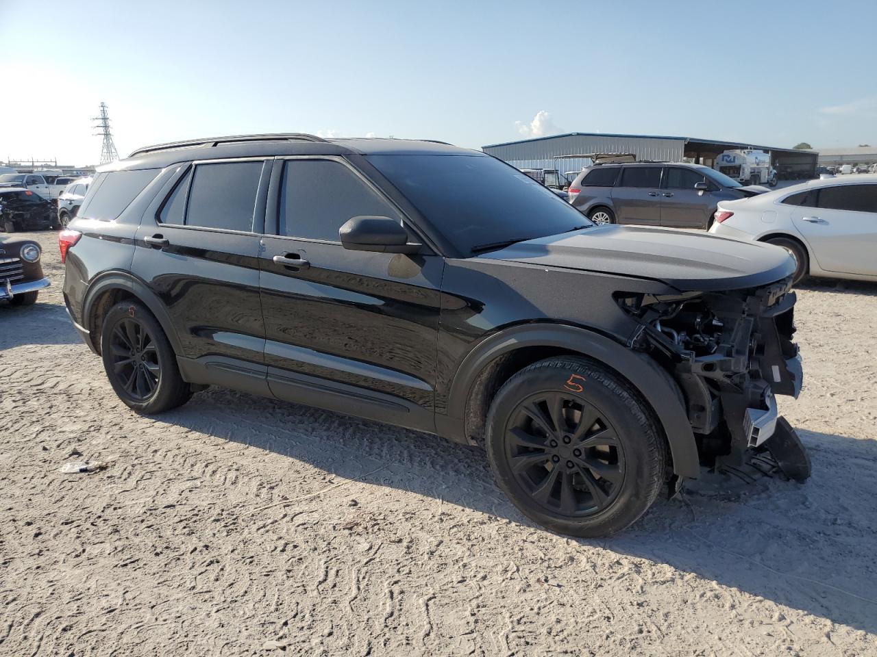 2022 FORD EXPLORER XLT VIN:1FMSK7DH4NGB41000