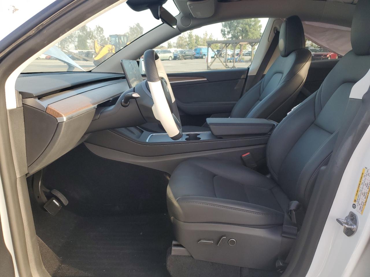 2024 TESLA MODEL Y VIN:7SAYGDED6RF110635
