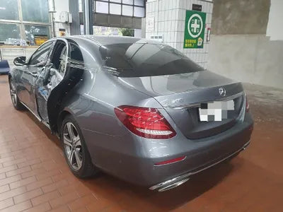 2019 Mercedes-Benz E 300 VIN: