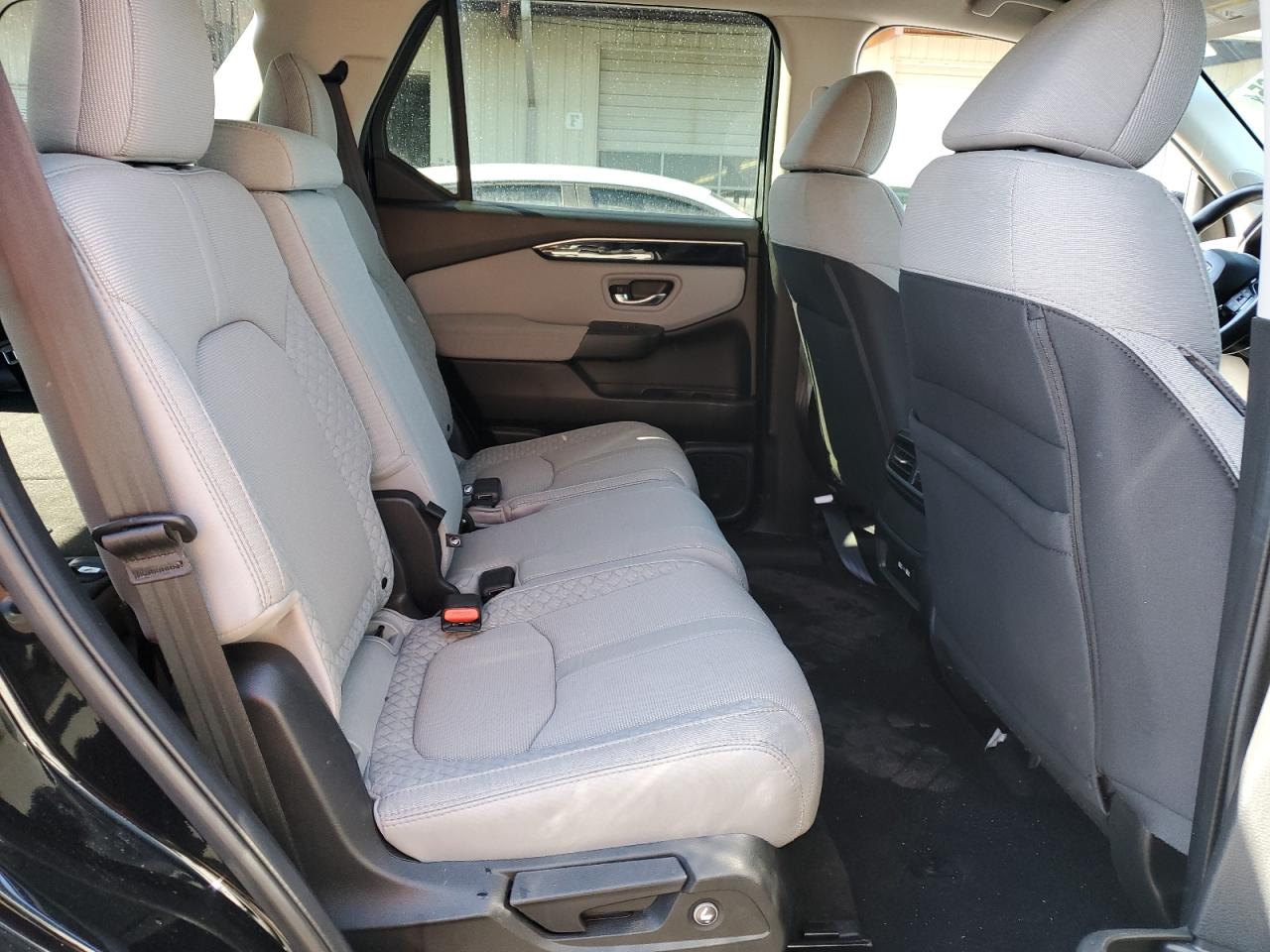 2023 HONDA PILOT LX VIN:5FNYG1H28PB021779