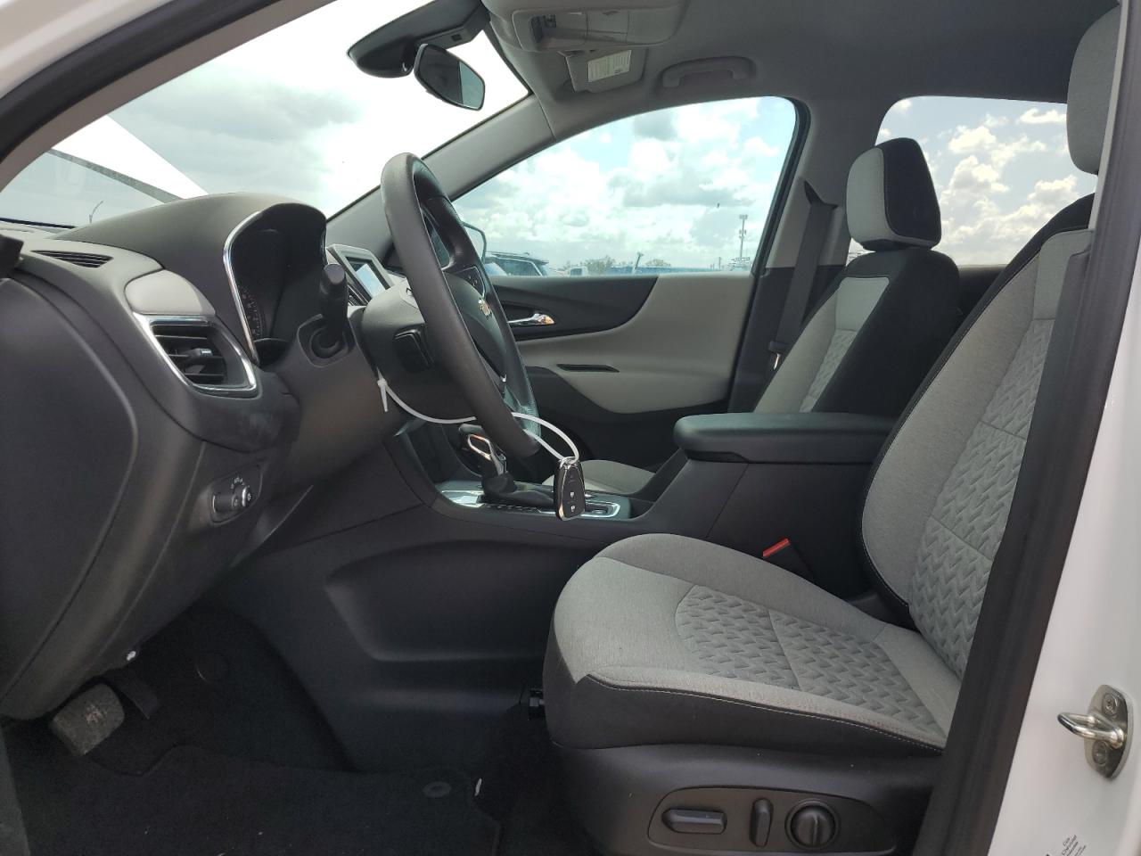 2023 CHEVROLET EQUINOX LS VIN:3GNAXHEG4PL117945