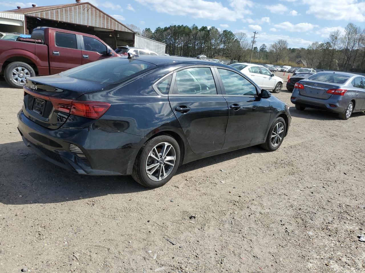 2023 KIA FORTE LX VIN:3KPF24AD2PE653170