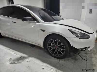 2020 Tesla Model 3 VIN: