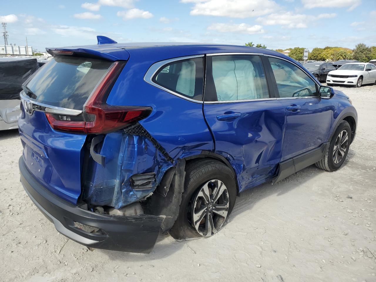 2022 HONDA CR-V SE VIN:7FARW1H78NE000709