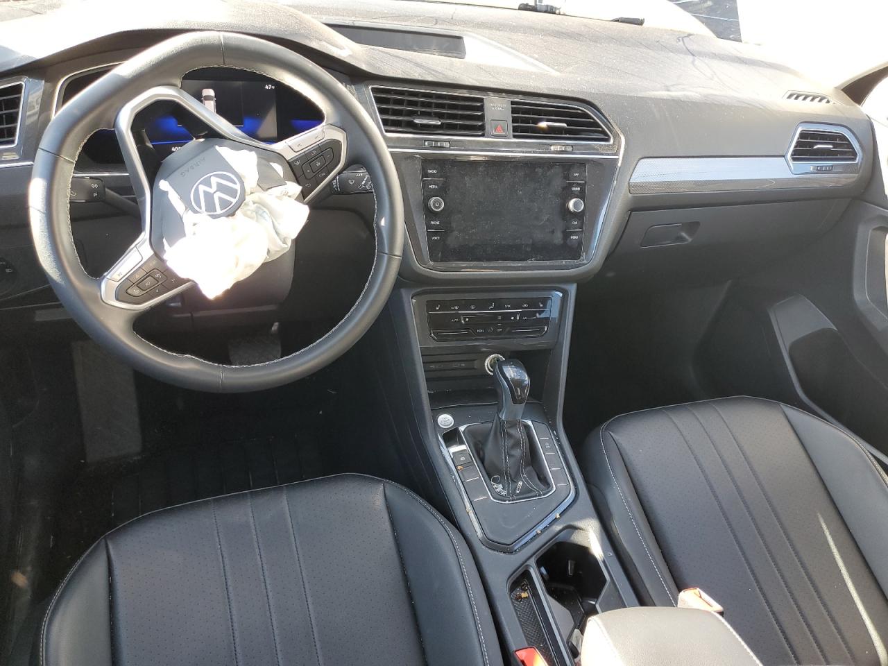 2022 VOLKSWAGEN TIGUAN SE VIN:3VV3B7AX7NM098736