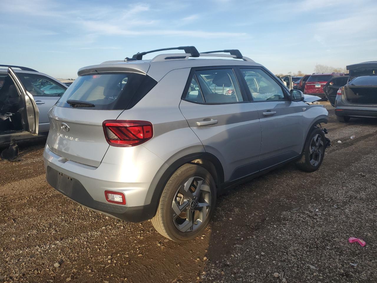 2023 HYUNDAI VENUE SEL VIN:KMHRC8A35PU218357