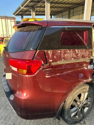 2015 Kia Carnival VIN:
