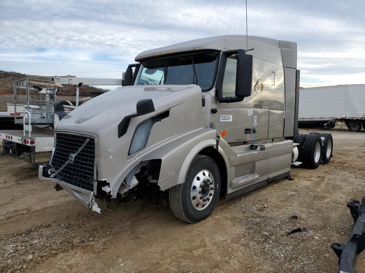 2022 VOLVO VN VNL VIN:4V4NC9EH8EN174753