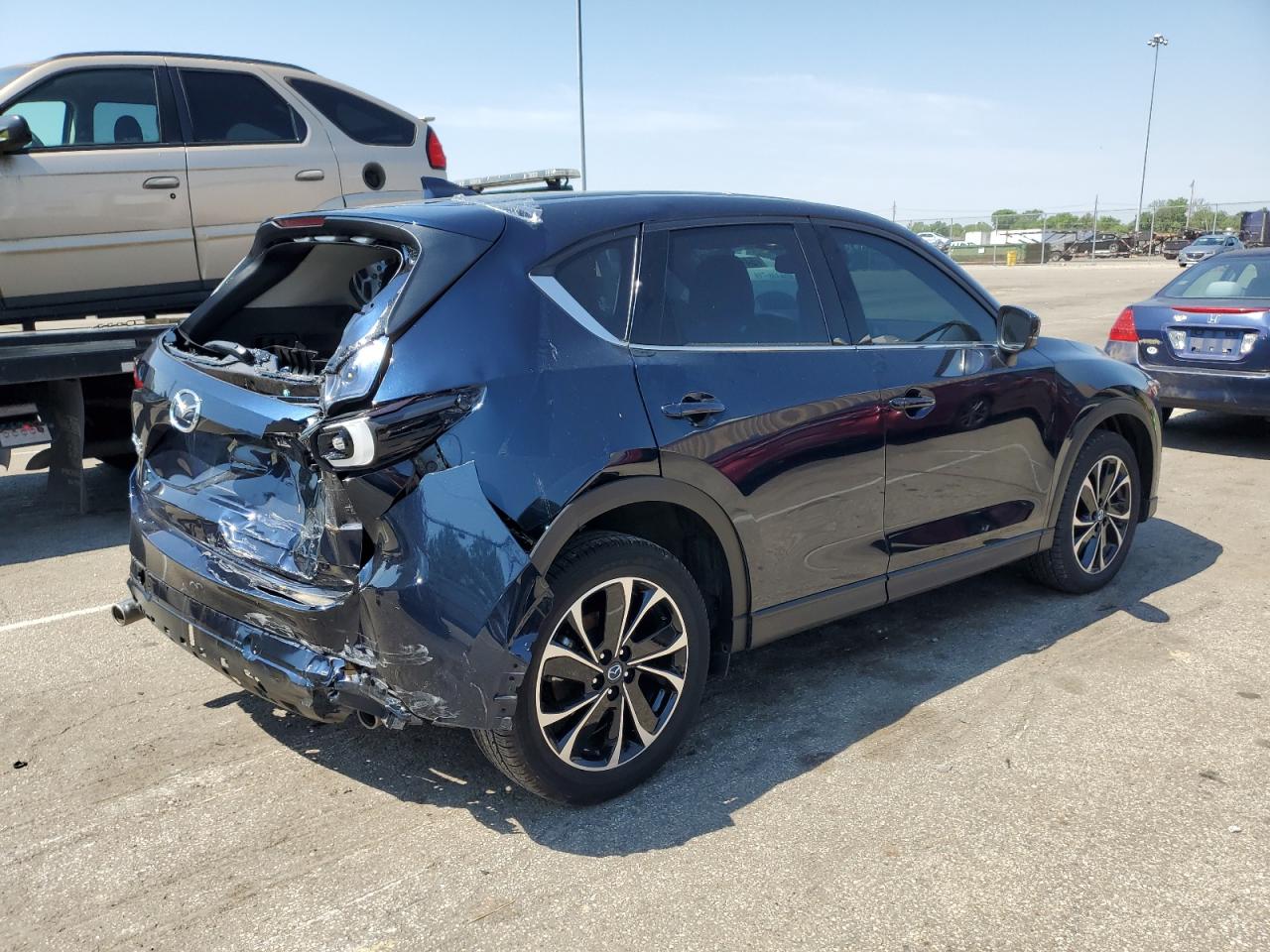 2023 MAZDA CX-5 PREMIUM PLUS VIN:JM3KFBEM8P0201578