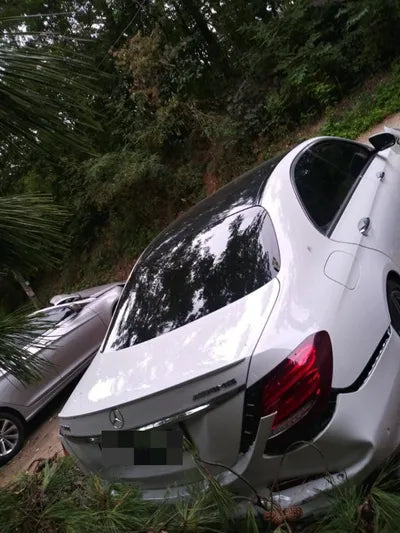 2019 Mercedes-Benz E 300 VIN: