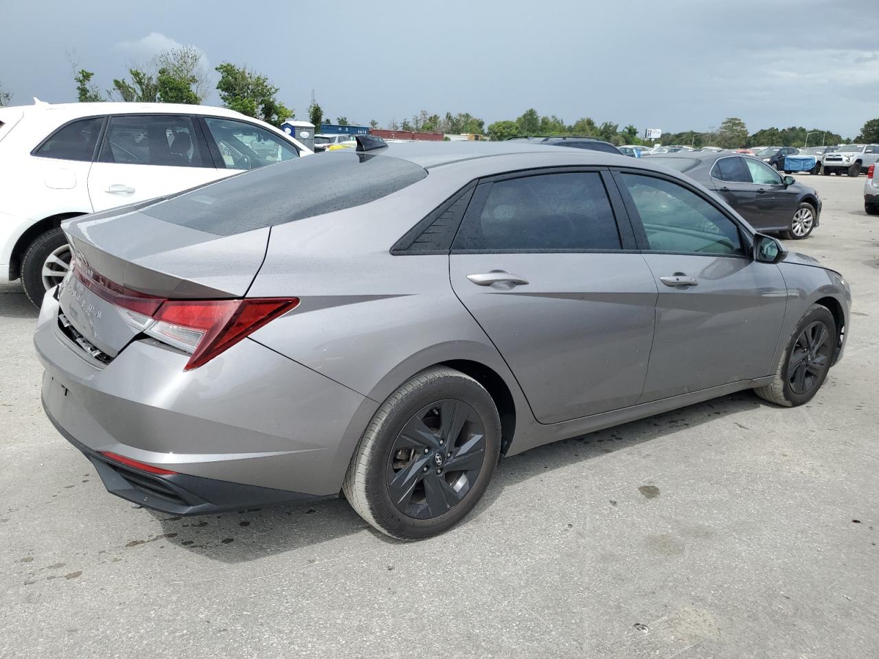 2022 HYUNDAI ELANTRA SEL VIN:KMHLS4AG5NU273697