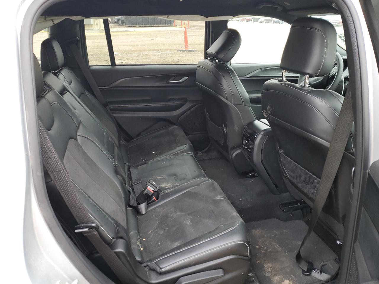 2024 JEEP GRAND CHEROKEE L LAREDO VIN:1C4RJKAGXR8571604