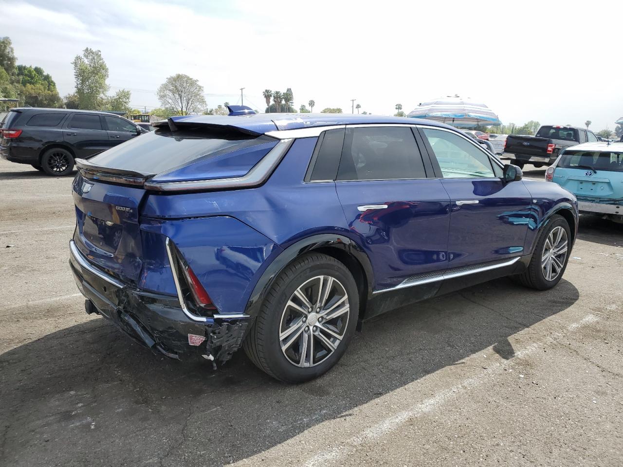 2024 CADILLAC LYRIQ LUXURY VIN:1GYKPPRL1RZ105448