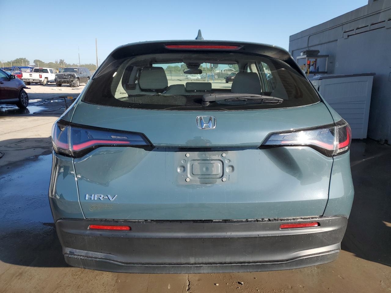 2023 HONDA HR-V LX VIN:3CZRZ1H31PM705070