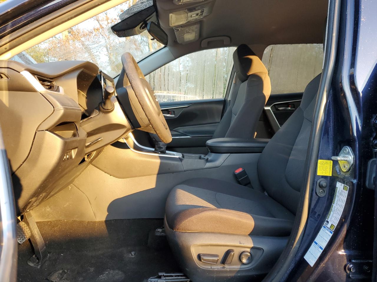 2022 TOYOTA RAV4 XLE VIN:2T3P1RFV0NW274532