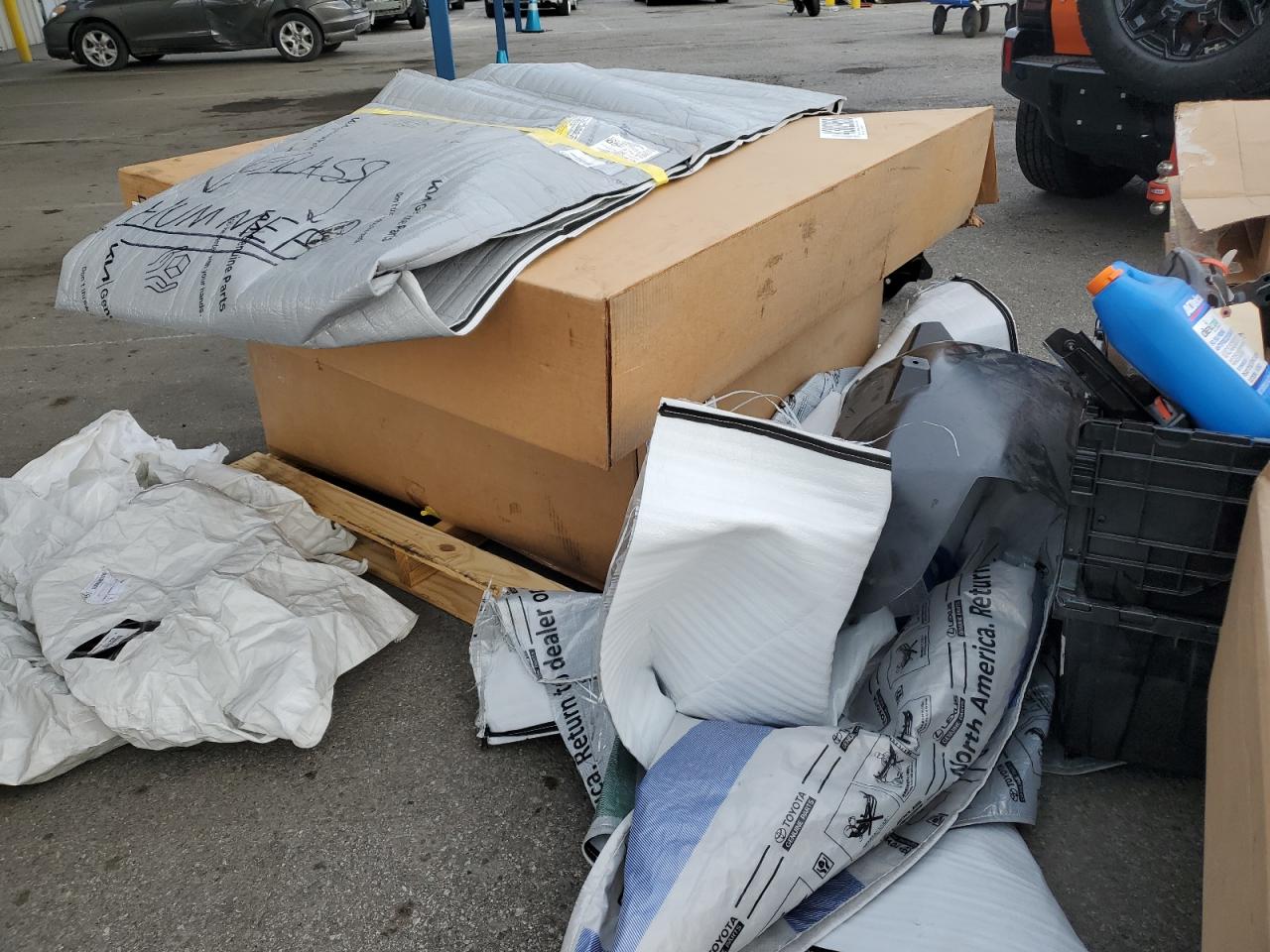 2024 GMC HUMMER SUV 2X VIN:1GKB0NDE1RU106768