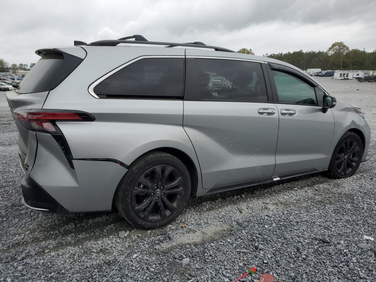 2023 TOYOTA SIENNA XSE VIN:5TDCRKEC8PS150334