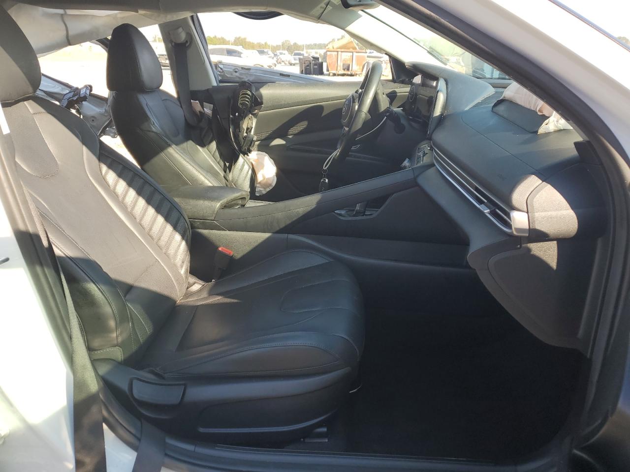 2022 HYUNDAI ELANTRA LIMITED VIN:5NPLP4AG2NH062215