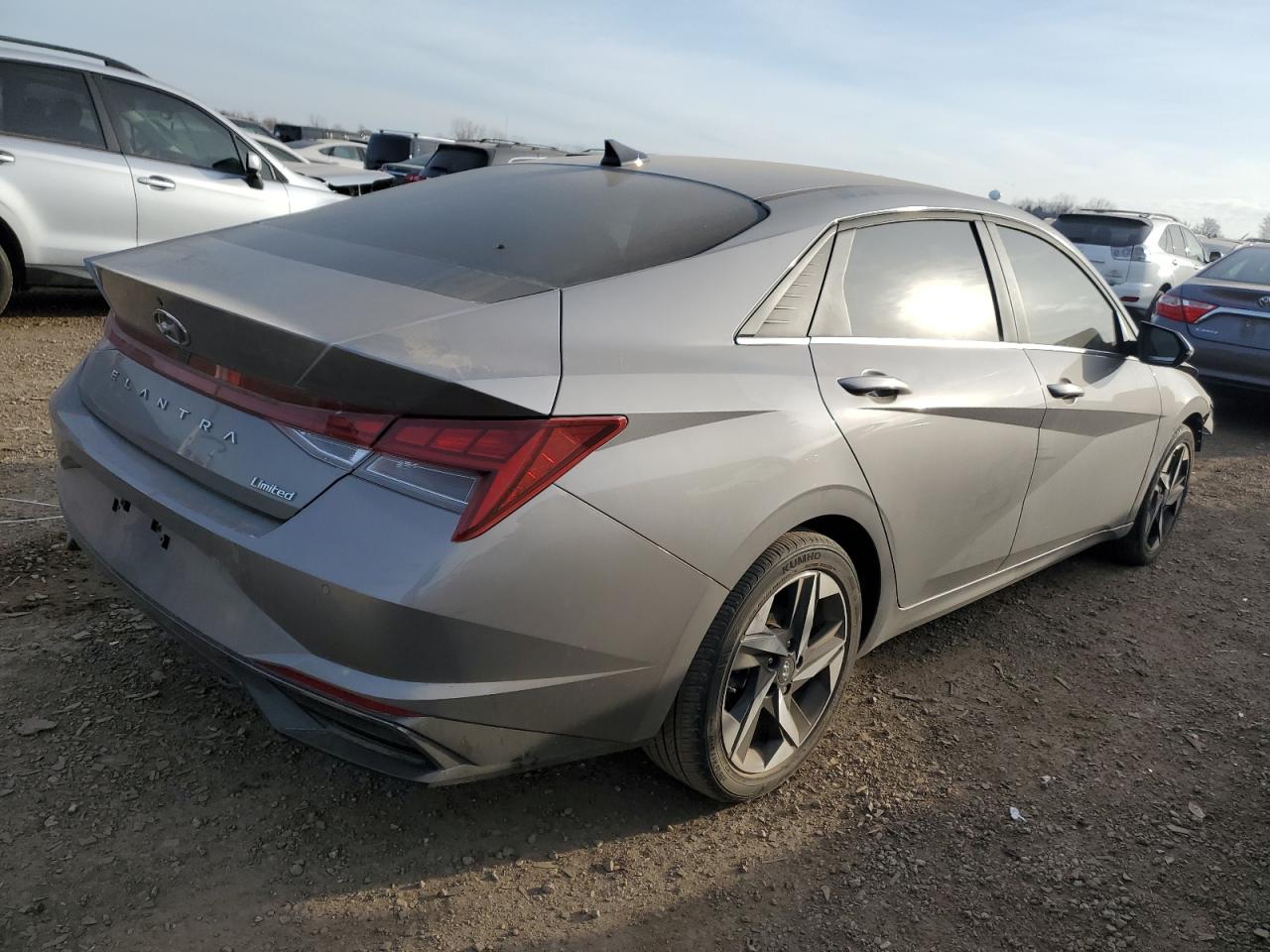 2022 HYUNDAI ELANTRA LIMITED VIN:KMHLP4AG0NU366919