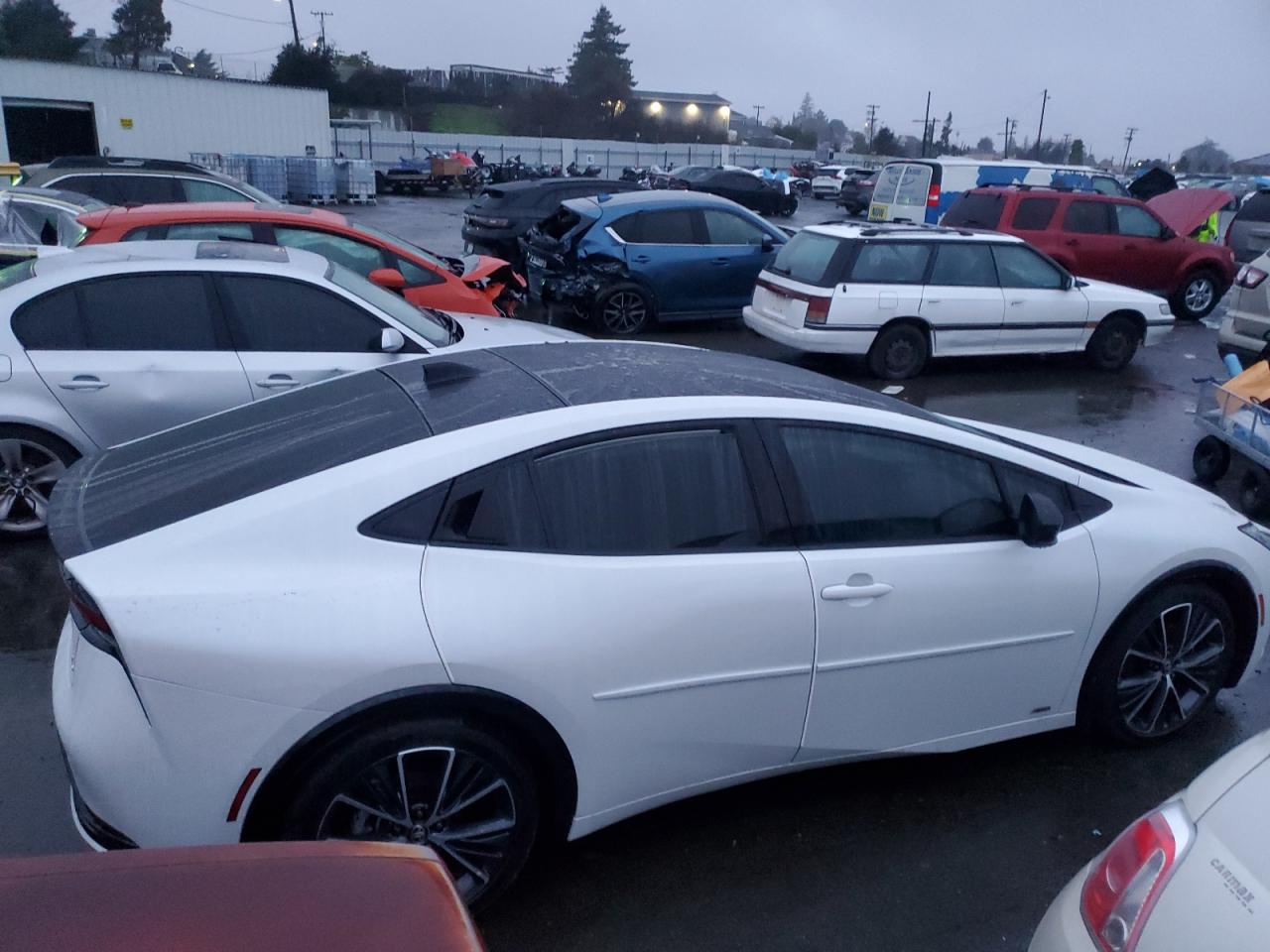 2023 TOYOTA PRIUS LE VIN:JTDADABU7P3000794