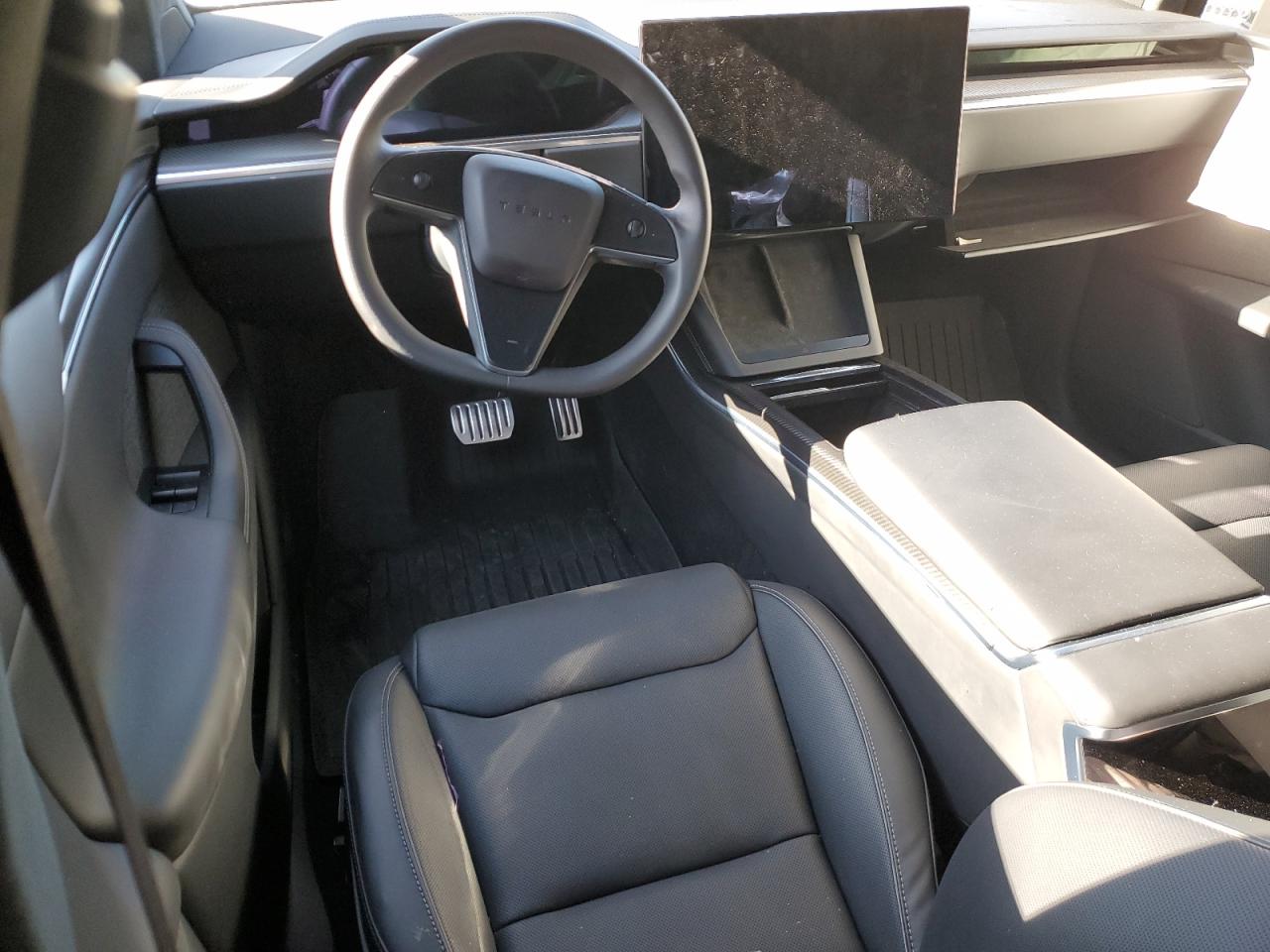 2024 TESLA MODEL X  VIN:7SAXCBE61RF448716