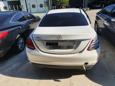 2018 Mercedes-Benz C 200 VIN: