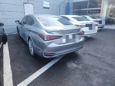 2020 Lexus ES 300 VIN: