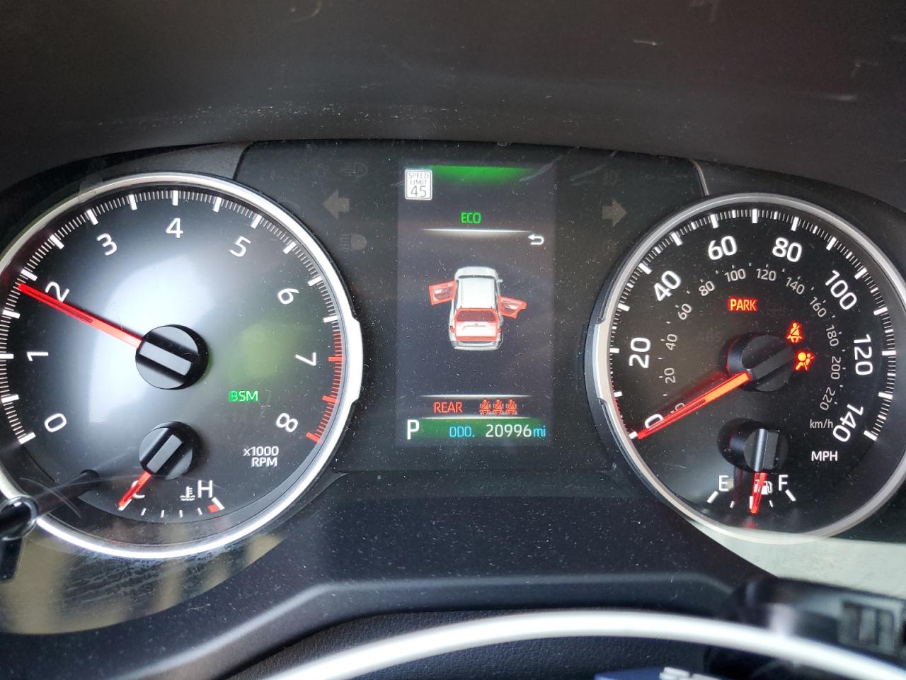 2022 TOYOTA RAV4 XLE VIN:2T3W1RFV4NW215575