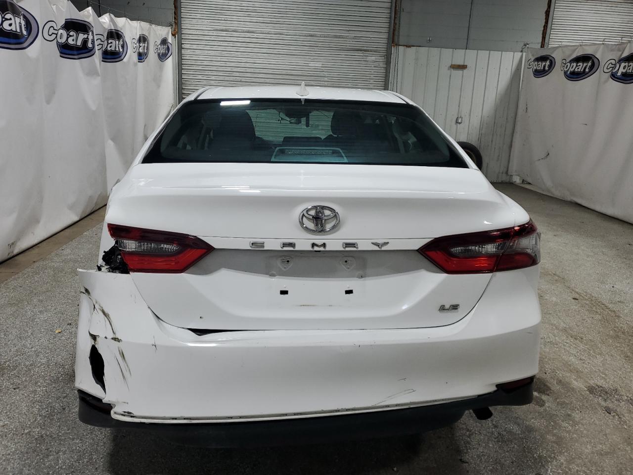 2022 TOYOTA CAMRY LE VIN:4T1C11AKXNU628076
