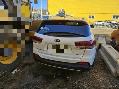 2017 Kia Sorento KNAPS81BBHA333163 VIN:KNAPS81BBHA333163