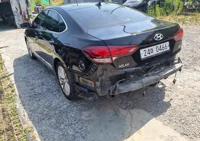 2016 Jaguar SL KMHFL411BGA009831 VIN:KMHFL411BGA009831