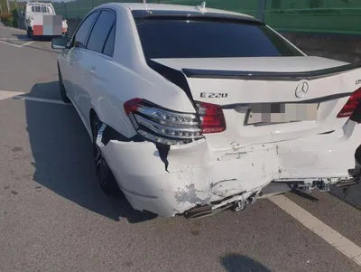 2014 Mercedes-Benz E 220 VIN: