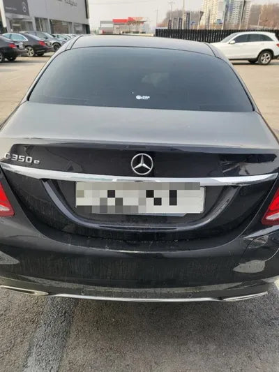 2018 Mercedes-Benz C 350 WDDWF4HB8JR401918 VIN:WDDWF4HB8JR401918