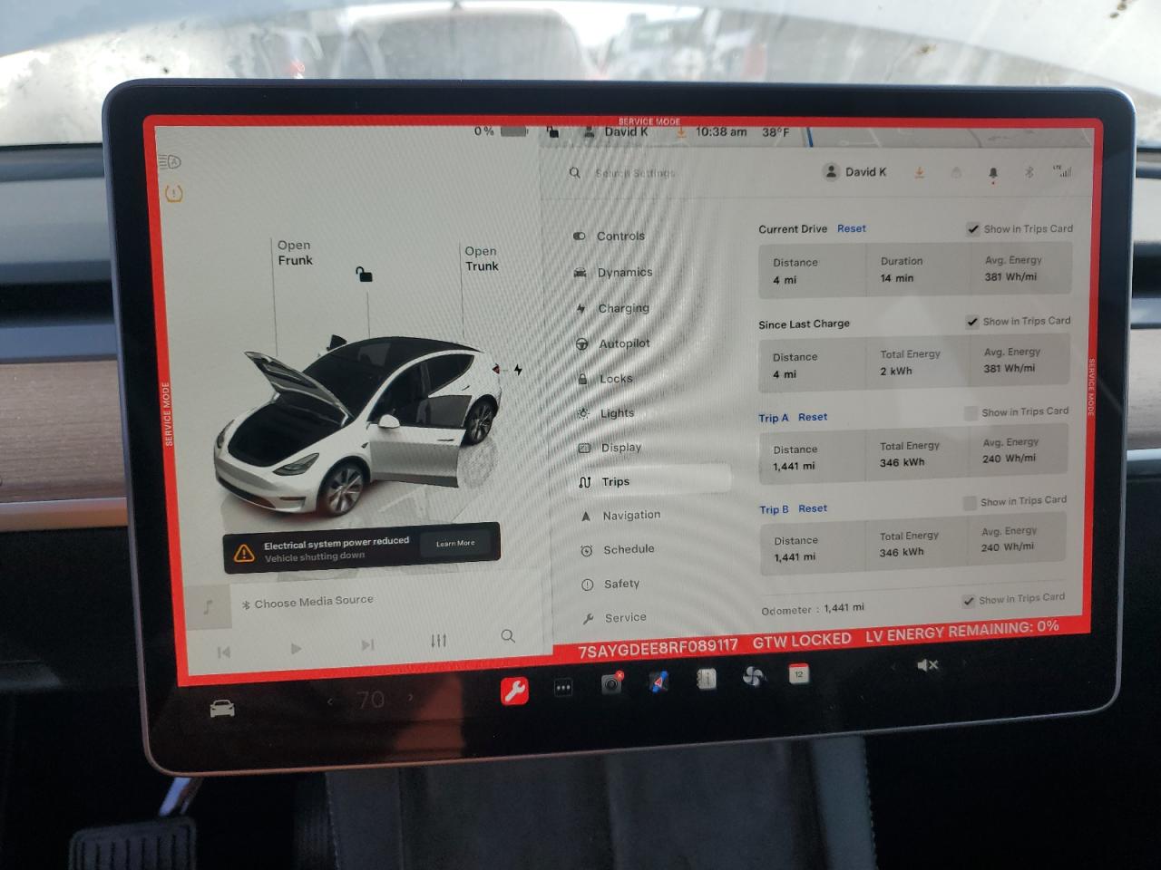 2024 TESLA MODEL Y  VIN:7SAYGDEE8RF089117