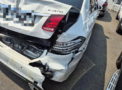 2016 Mercedes-Benz E 220 VIN: