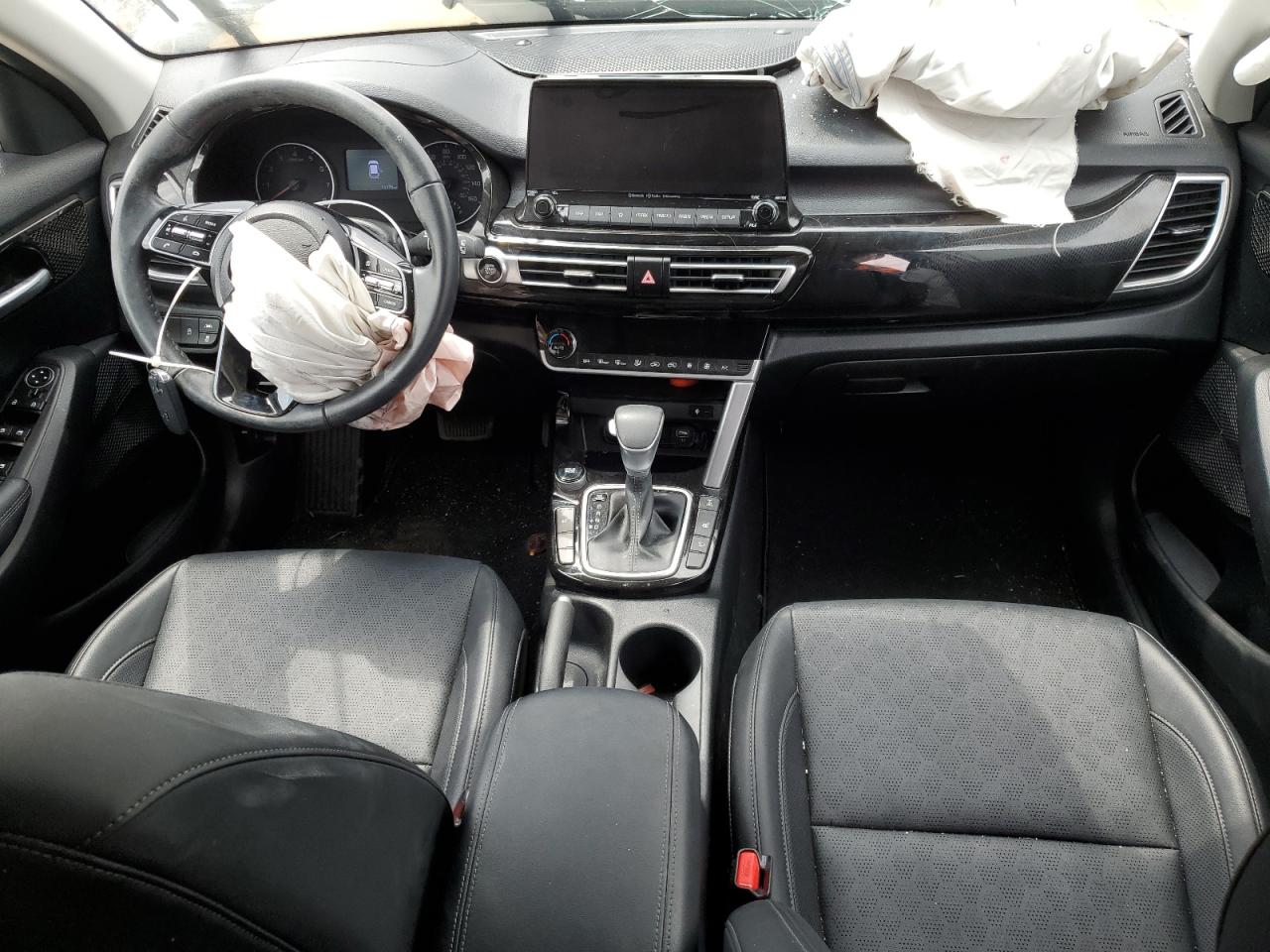2023 KIA SELTOS EX VIN:KNDERCAAXP7403344