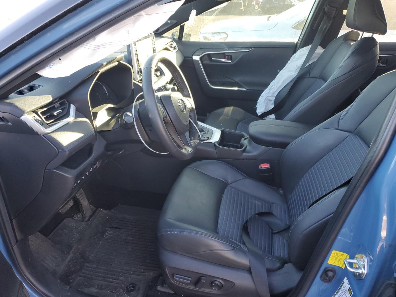 2022 TOYOTA RAV4 XSE VIN:2T3E6RFV1NW036021