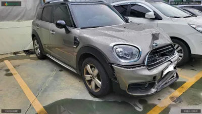 2017 MINI Countryman WMWYT9102J3D76910 VIN:WMWYT9102J3D76910