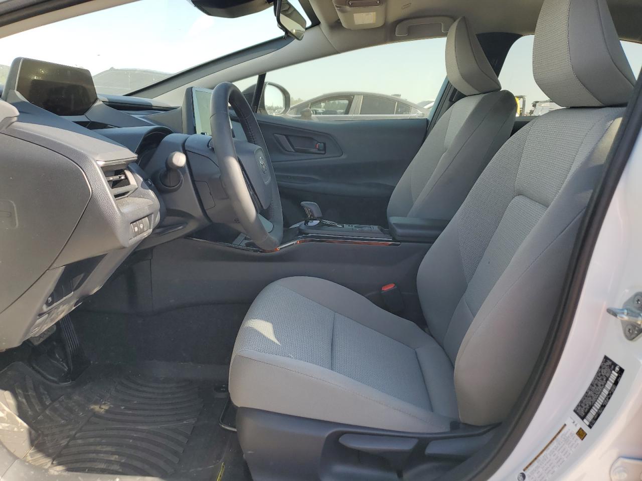 2024 TOYOTA PRIUS LE VIN:JTDACAAU9R3036719