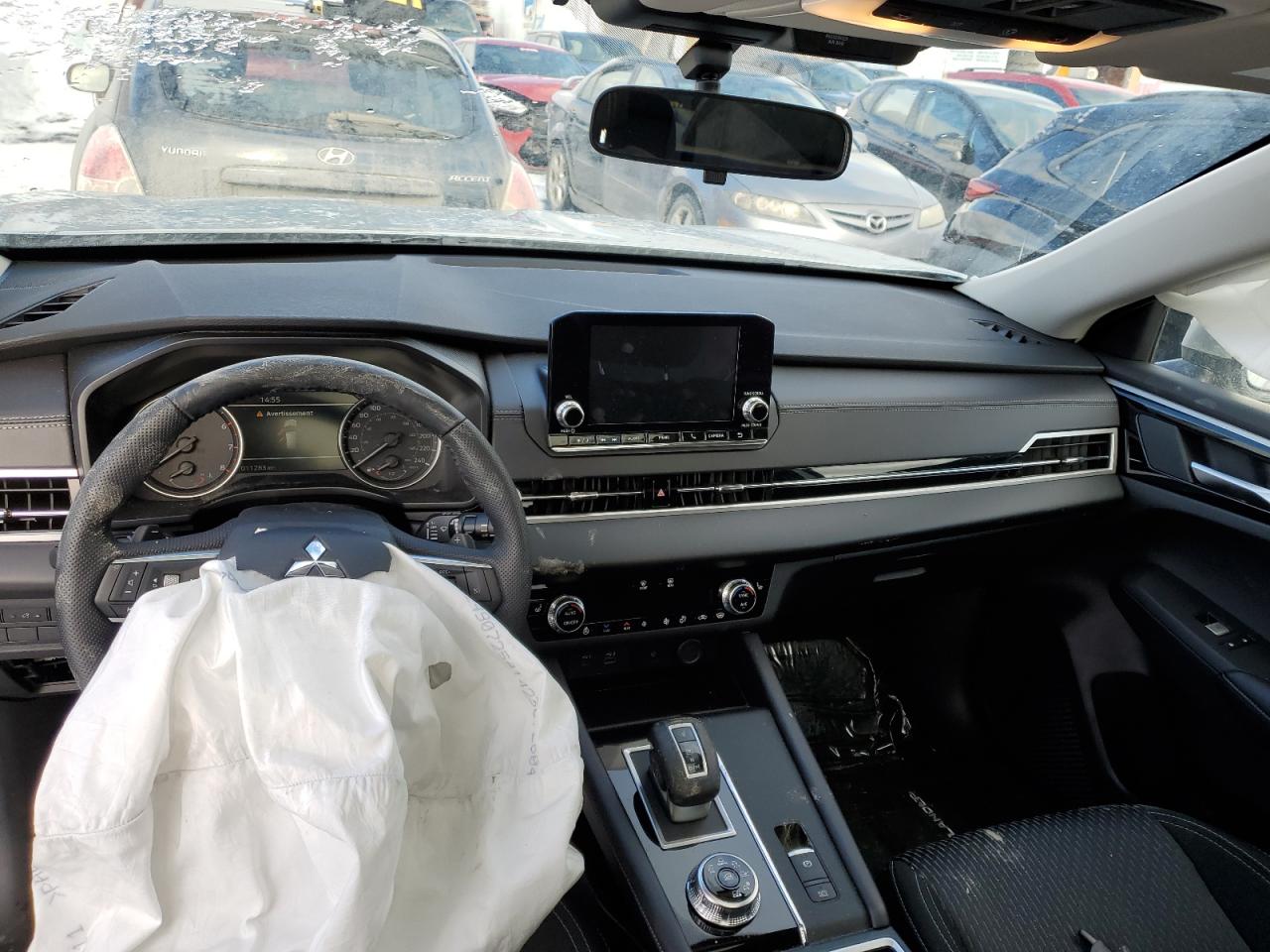 2024 MITSUBISHI OUTLANDER SE VIN:JA4J4VA8XRZ608024