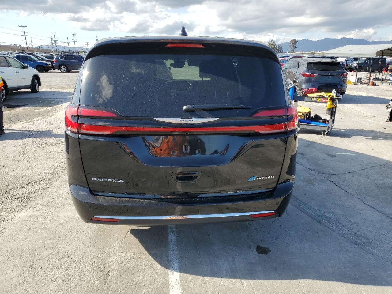 2023 CHRYSLER PACIFICA HYBRID TOURING L VIN:2C4RC1L70PR543779