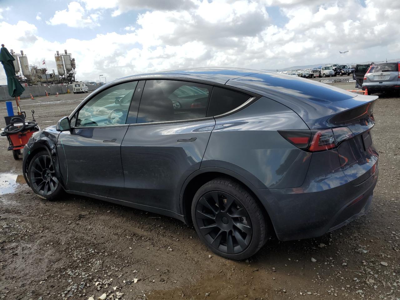 2023 TESLA MODEL Y  VIN:7SAYGDEE8PA045497