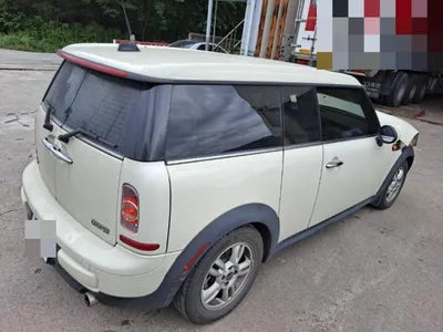 2018 MINI Cooper VIN: