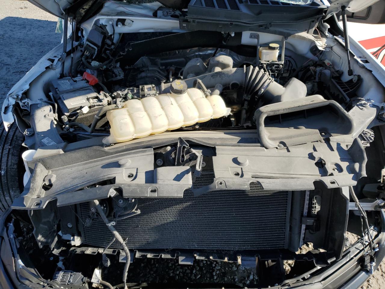 2022 FORD F150  VIN:1FTMF1CB7NKD00438