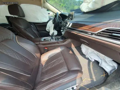 2016 BMW 740 WBA7E4109GGV04471 VIN:WBA7E4109GGV04471